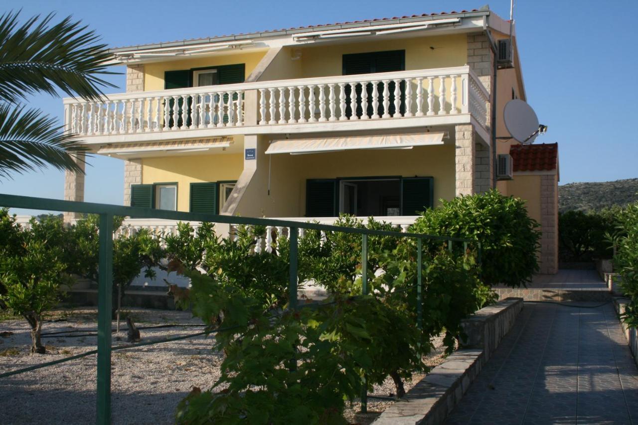 Apartman Laura Primošten Exterior foto