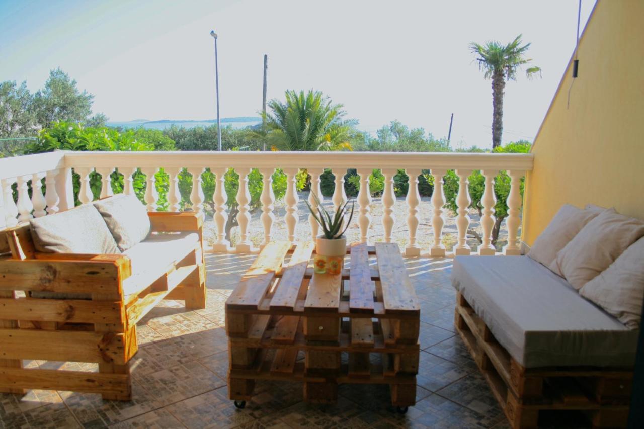 Apartman Laura Primošten Exterior foto